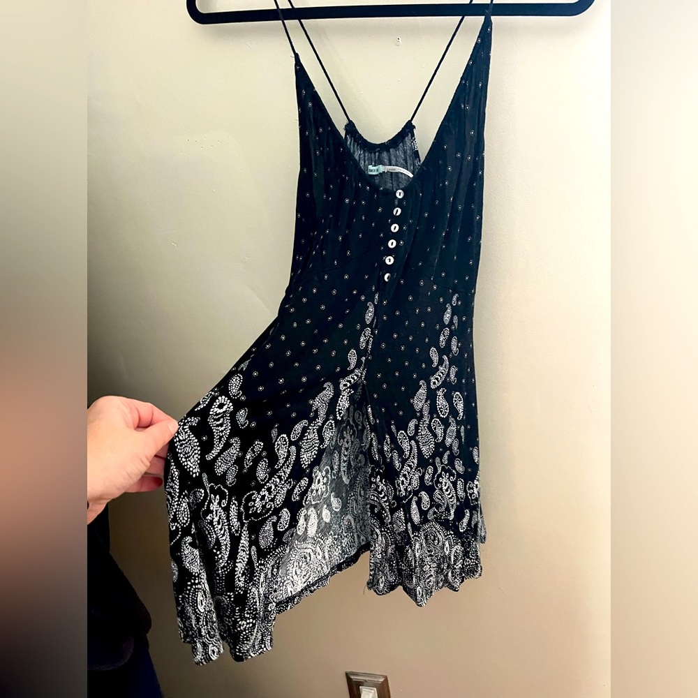 Free People, Kimchi Blue, flowing tank. L, excellent condition.